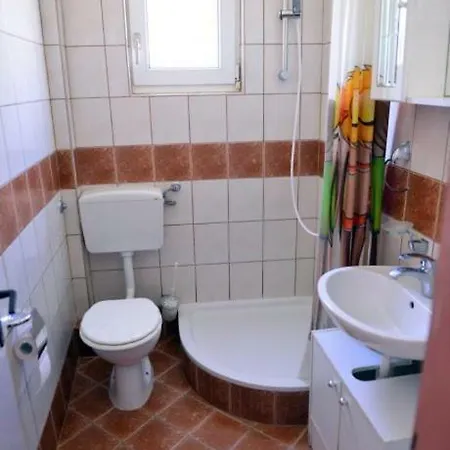 Apartment Marica Tisno