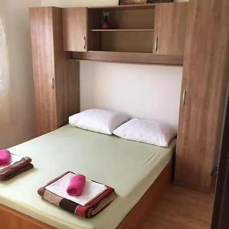 Marica Apartment *